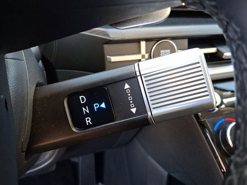 Used 2025 Hyundai Santa Fe SEL image 15