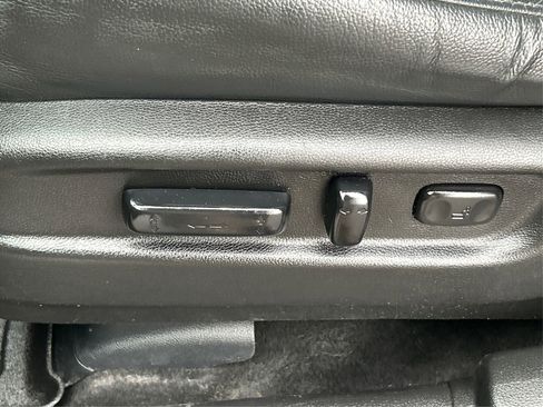 Used 2020 Honda Pilot Touring image 37