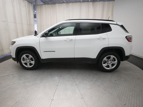 Used 2024 Jeep Compass Latitude AWD/4WD image 23