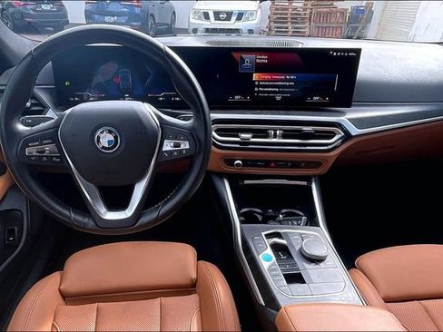 Used 2023 BMW i4 eDrive35 RWD image 14