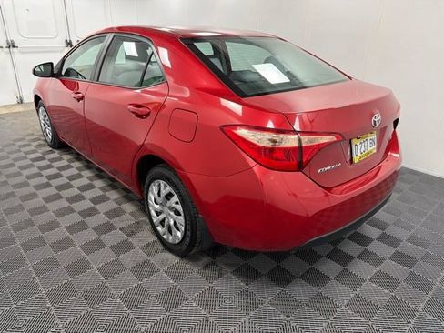 Used 2017 Toyota Corolla LE FWD image 4