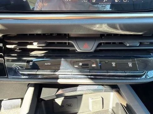 New 2026 Buick Envision Avenir AWD/4WD image 15