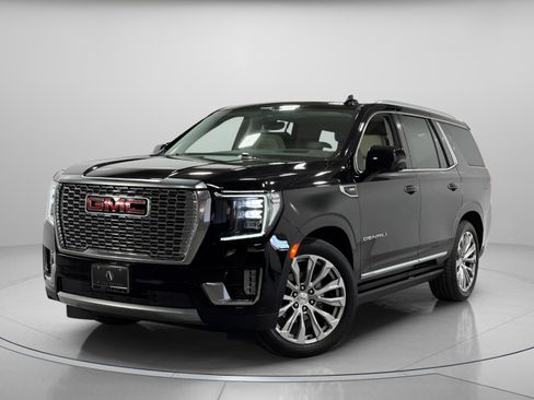 Used 2023 GMC Yukon Denali w/ Denali Reserve Package image 1