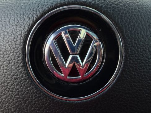 Used 2019 Volkswagen Jetta R-Line FWD image 12
