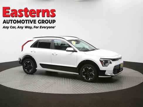 Used 2023 Kia Niro Wind w/ Wind Preserve Package FWD image 47