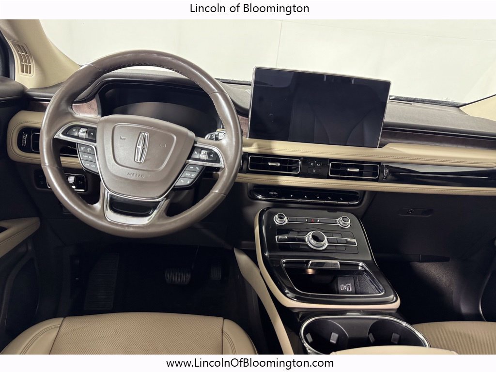 Used 2023 Lincoln Nautilus Reserve w/ Luxury Package AWD/4WD image 16