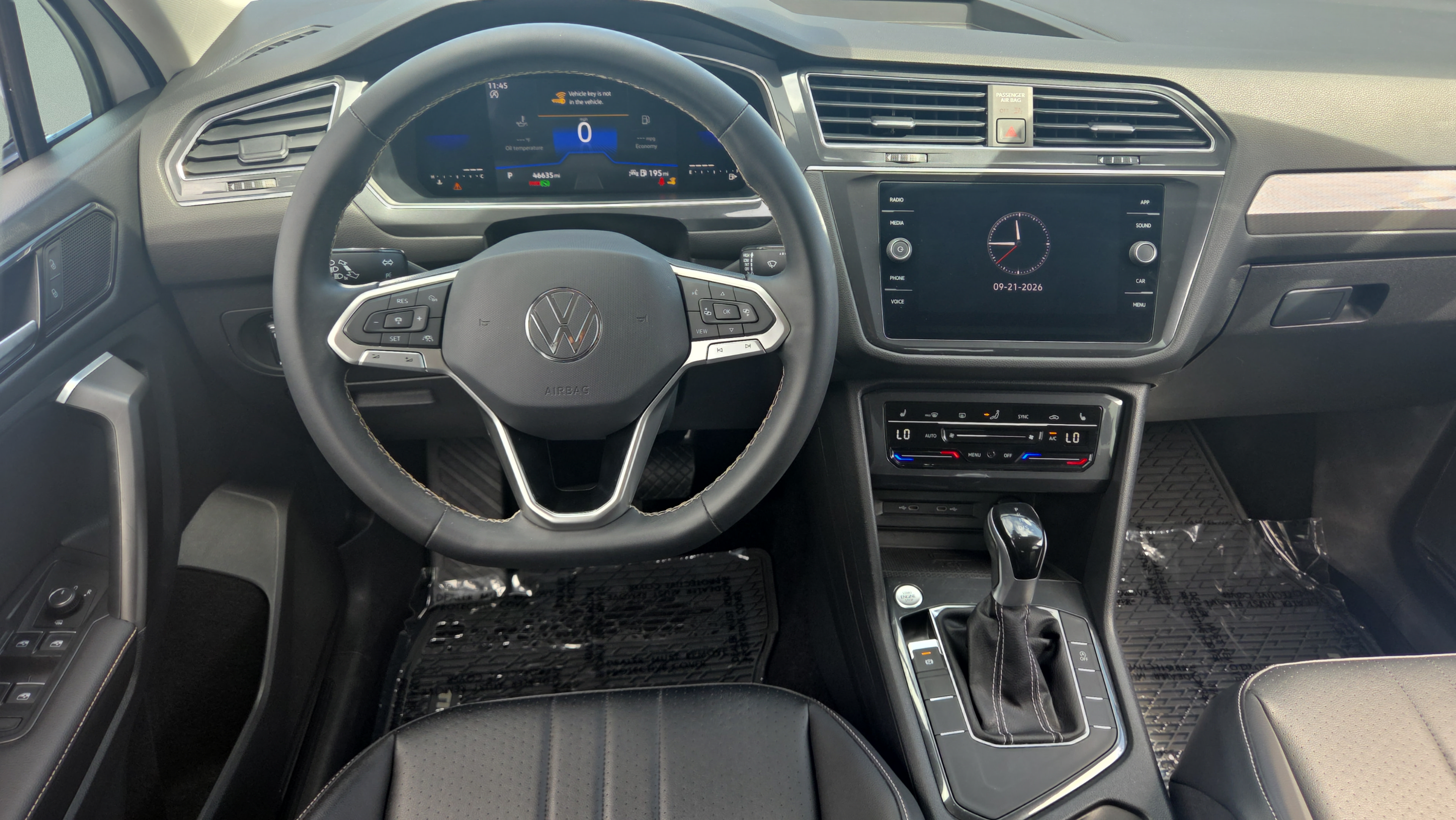 Used 2022 Volkswagen Tiguan SE FWD image 12