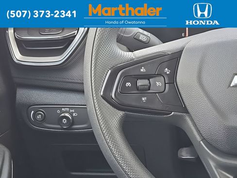 Used 2025 Chevrolet TrailBlazer LT AWD/4WD image 26