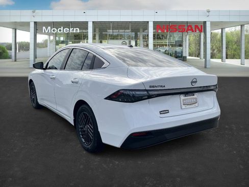 New 2026 Nissan Sentra SV image 3