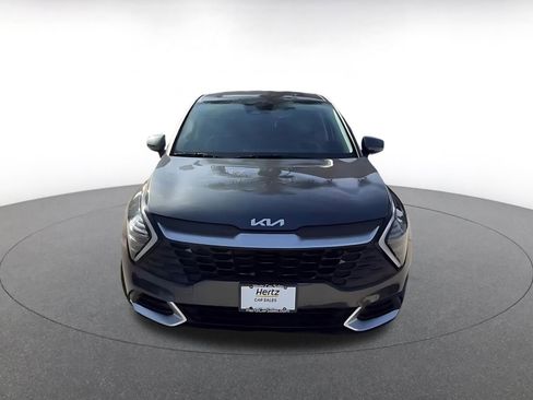 Used 2025 Kia Sportage LX image 4