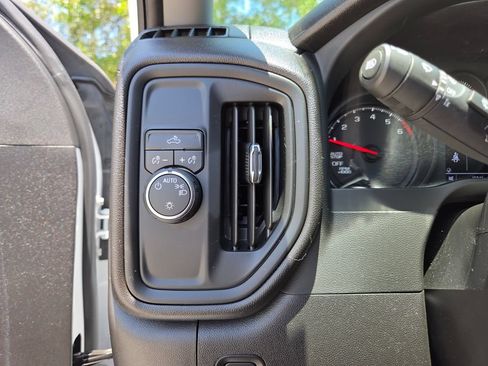 Used 2026 Chevrolet Silverado 1500 Custom RWD image 30