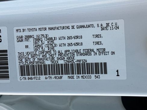 Used 2024 Toyota Tacoma TRD Sport image 23