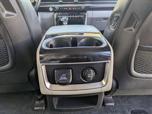 Used 2023 Kia Carnival SX image 17