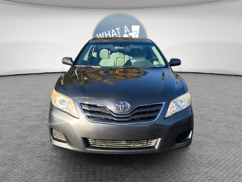 Used 2011 Toyota Camry LE FWD image 9