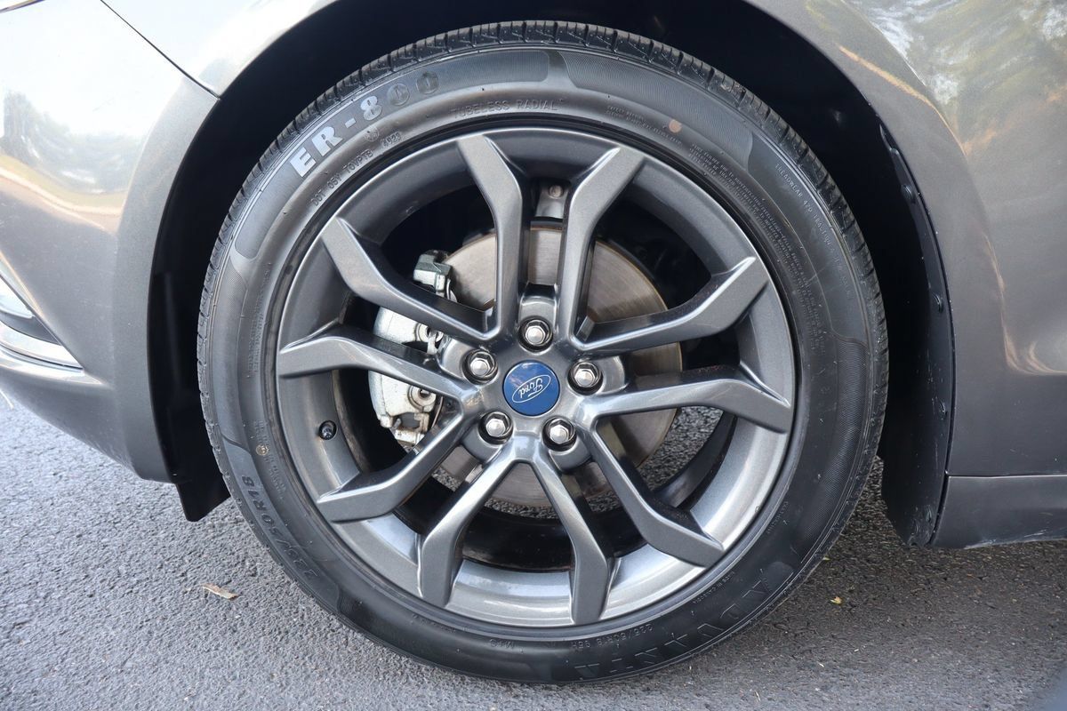 Used 2018 Ford Fusion SE w/ Equipment Group 201A FWD image 41