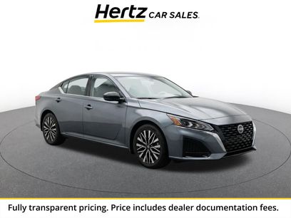 Used 2025 Nissan Altima 2.5 SV