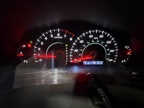 Used 2008 Toyota Camry LE image 10