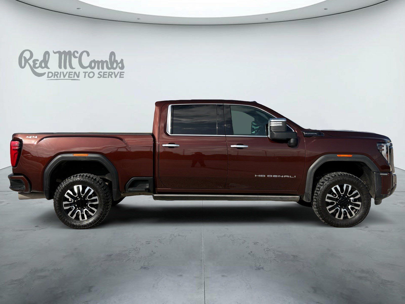 Used 2024 GMC Sierra 2500 Denali Ultimate AWD/4WD image 4