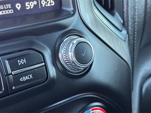 Used 2023 GMC Sierra 3500 Denali w/ Denali Black Diamond Edition image 32