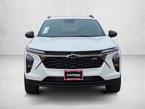 New 2026 Chevrolet Trax RS w/ Sunroof Package image 6