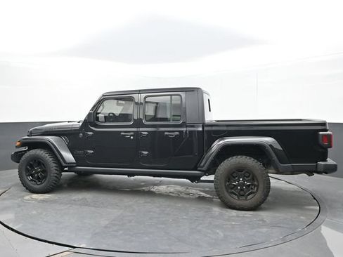 Used 2023 Jeep Gladiator Sport AWD/4WD image 3