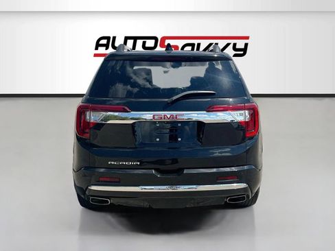 Used 2023 GMC Acadia Denali w/ Black Diamond Edition FWD image 6