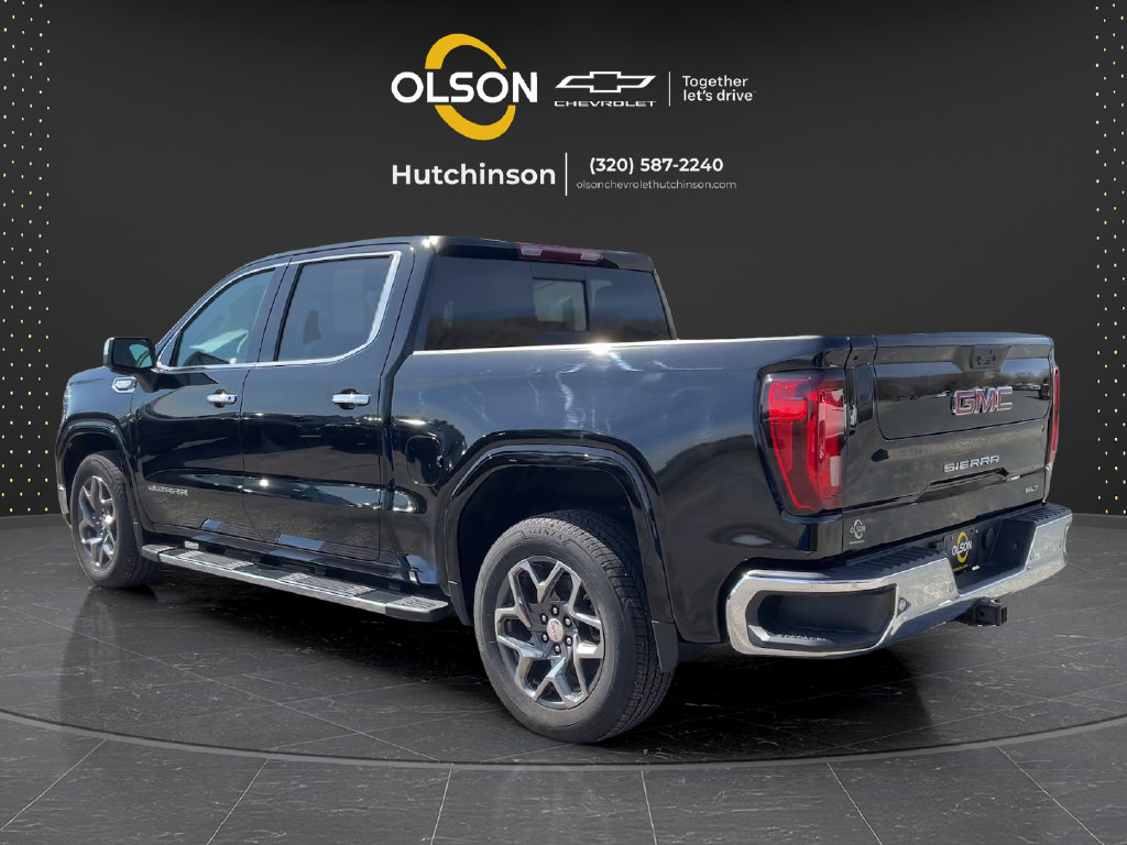 Certified 2026 GMC Sierra 1500 SLT RWD image 12