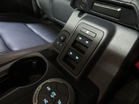 Used 2025 Ford Bronco Outer Banks AWD/4WD image 13
