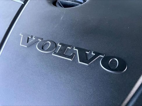 Used 2020 Volvo S60 T5 Momentum image 31