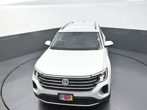 New 2026 Volkswagen Atlas SE image 14