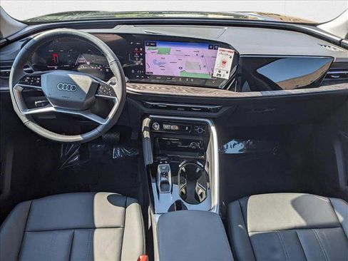 New 2025 Audi Q5 Premium Plus image 17