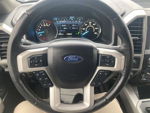Used 2018 Ford F150 Lariat image 15