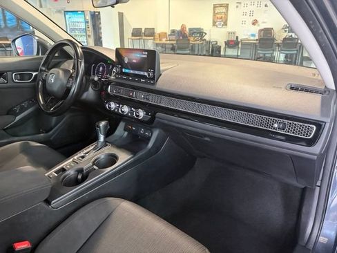 Used 2022 Honda Civic EX image 28
