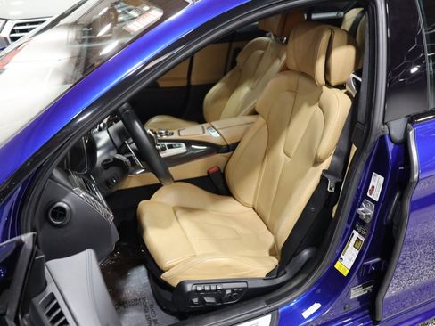 Used 2014 BMW M6 Gran Coupe RWD image 36