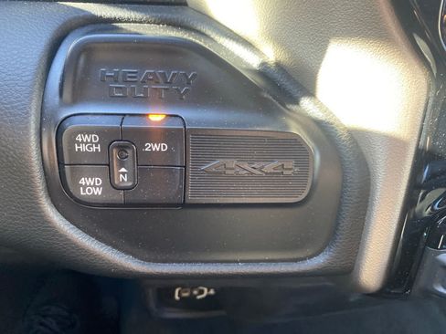 Used 2019 RAM 2500 Laramie AWD/4WD image 15