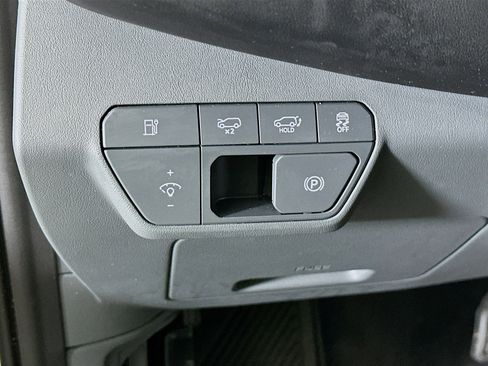 Used 2024 Kia EV9 Light Long Range image 17