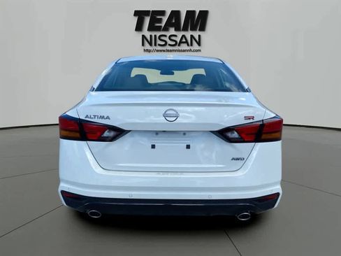 New 2025 Nissan Altima 2.5 SR image 5