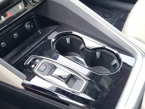 Used 2025 Audi Q5 Premium Plus image 15