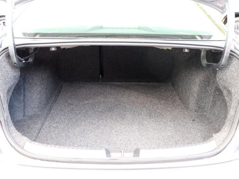 Used 2024 Volkswagen Jetta SE FWD image 50