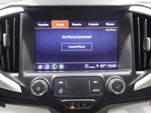 Used 2024 GMC Terrain SLT FWD image 31