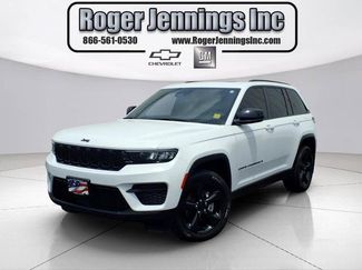 Used 2023 Jeep Grand Cherokee Altitude AWD/4WD video 1