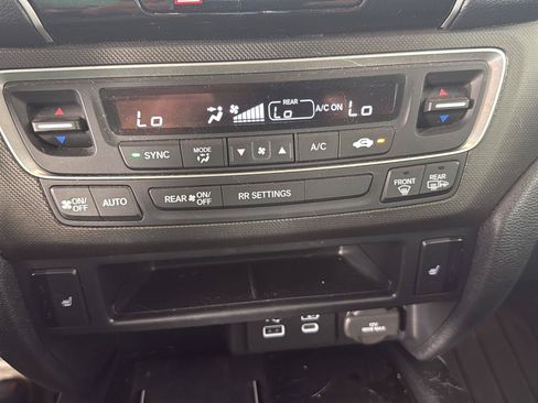 Used 2025 Honda Ridgeline TrailSport image 51