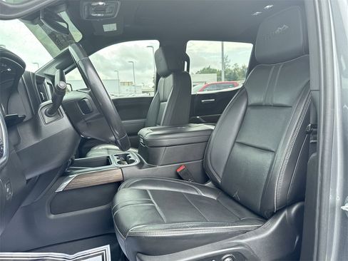 Used 2021 Chevrolet Silverado 1500 High Country image 17