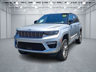 Used 2024 Jeep Grand Cherokee Summit AWD/4WD video 1