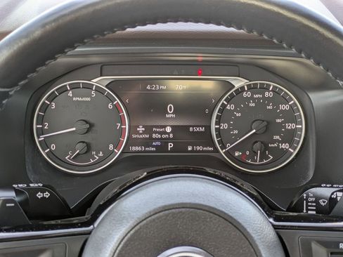 Certified 2022 Nissan Rogue SV w/ SV Premium Package image 19