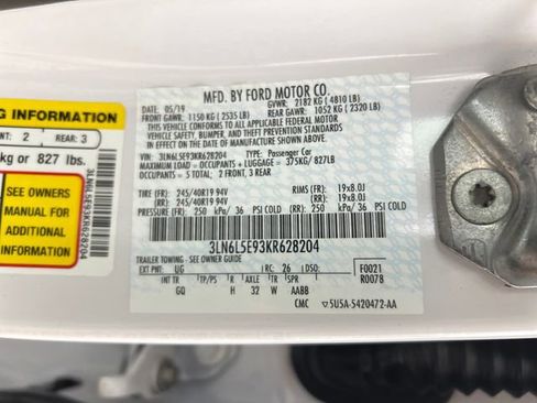 Used 2019 Lincoln MKZ Reserve image 28