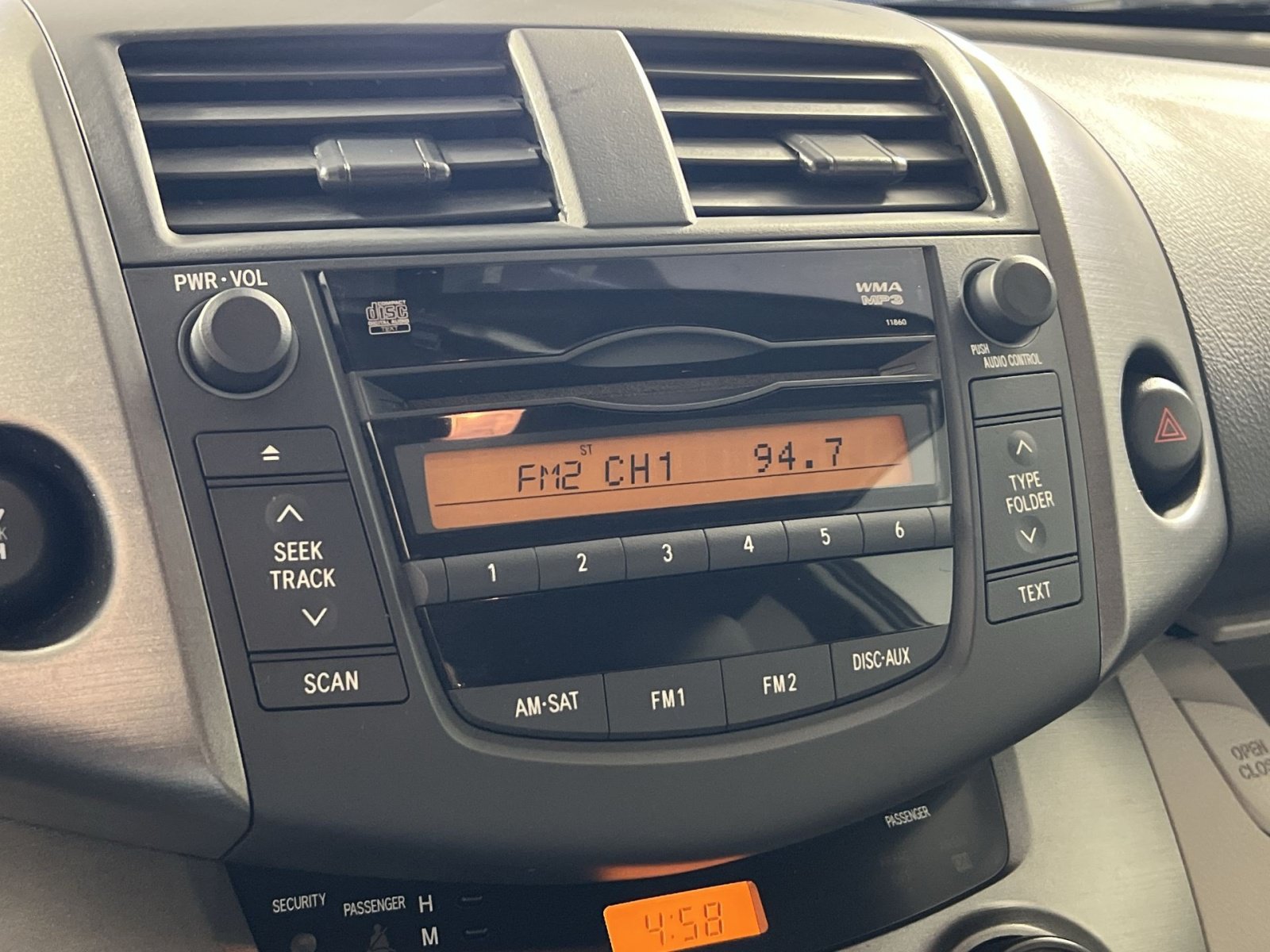 Used 2011 Toyota RAV4 4WD w/ Base L4 Extra Value Pkg image 18