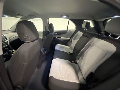 Used 2023 Chevrolet Equinox LS image 18