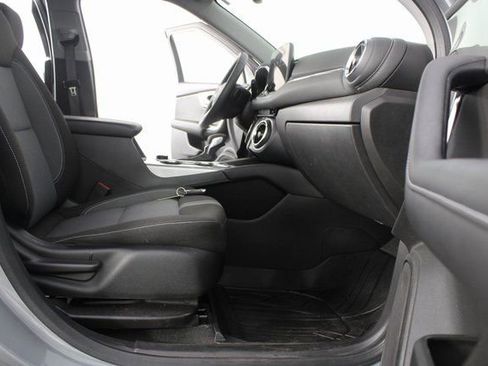 Used 2024 Chevrolet Blazer LT w/ Convenience Package image 21