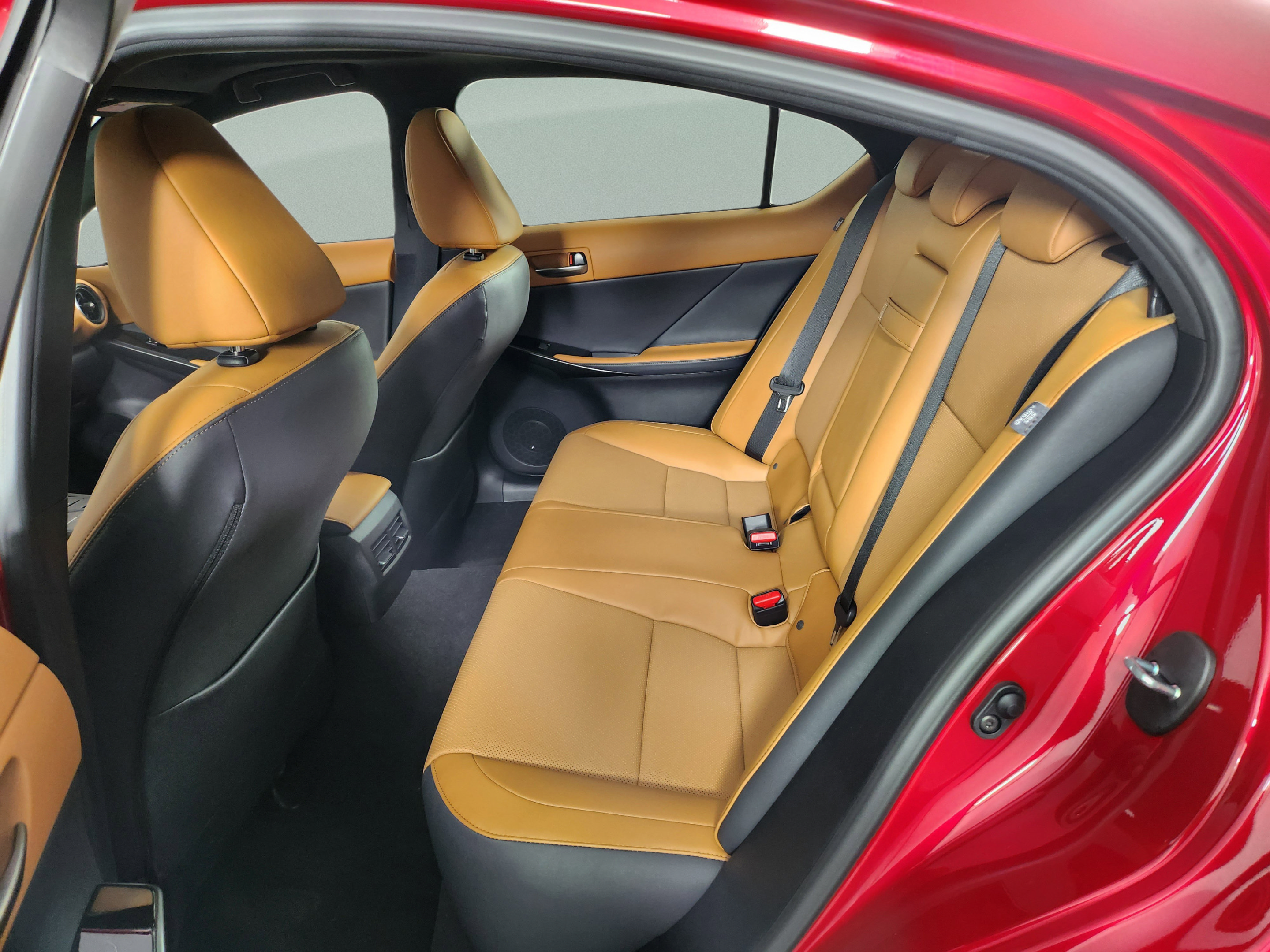 Used 2025 Lexus IS 350 F Sport w/ Accessory Package RWD image 23